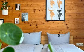 Hacienda Rooms - moderne Zimmer in ruhiger Lage - Room only !